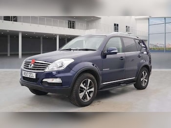 Used Ssangyong Rexton 2017 for sale - 76103931: Photo 2