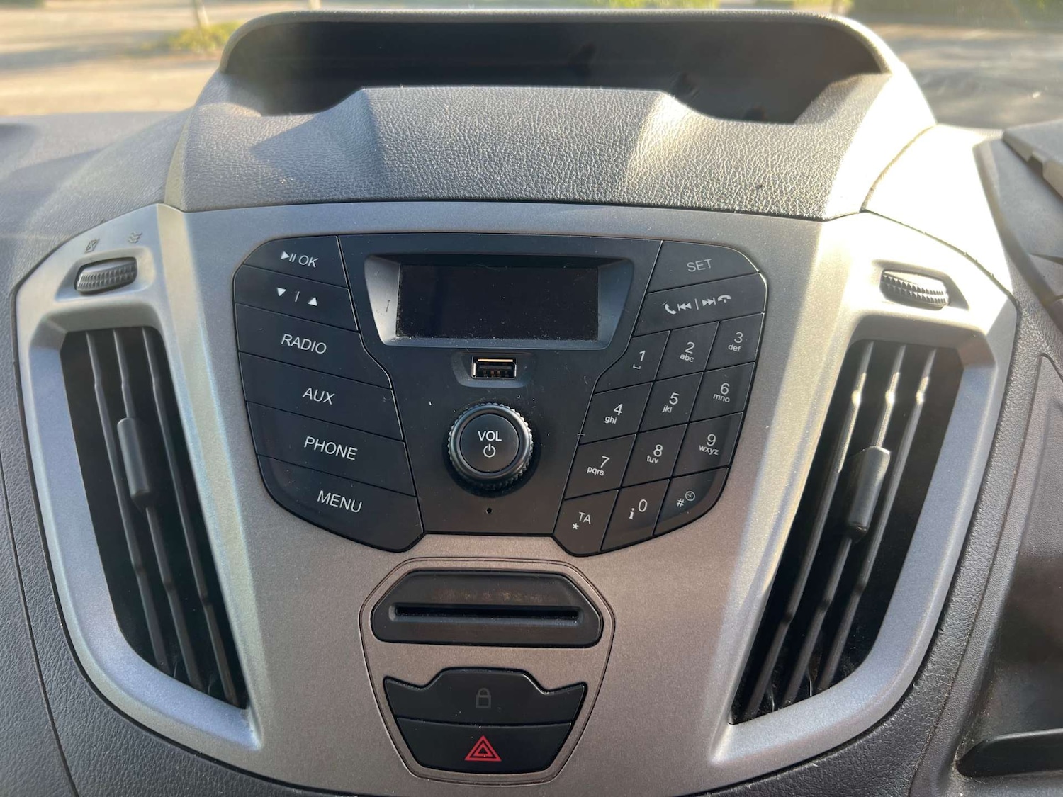 Used Ford Transit Custom 2015 for sale - 76103852: Photo 13