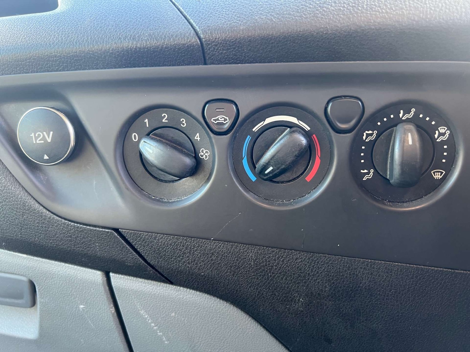 Used Ford Transit Custom 2015 for sale - 76103852: Photo 14