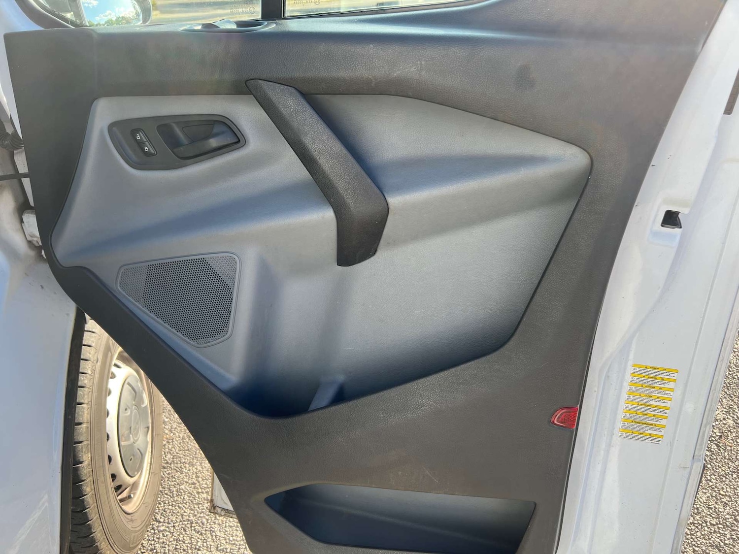Used Ford Transit Custom 2015 for sale - 76103852: Photo 17