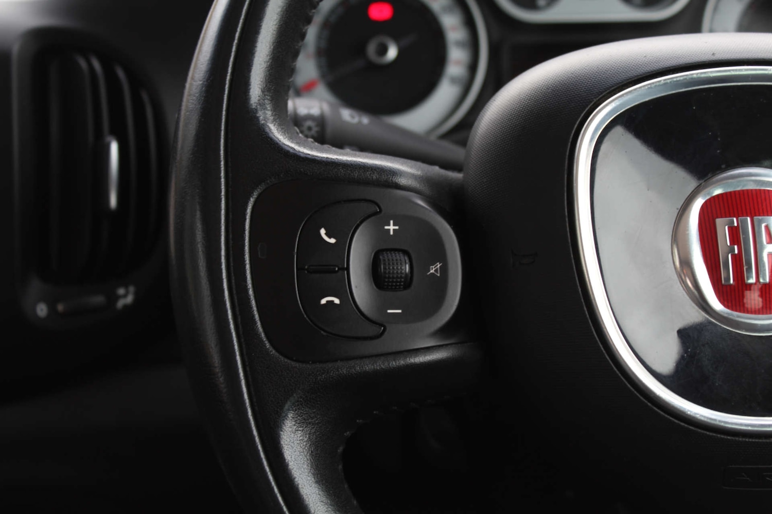 Used Fiat 500L 2014 for sale - 76481404: Photo 14