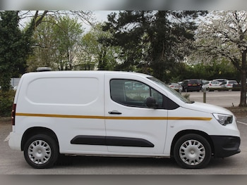 Used Vauxhall Combo 2020 for sale - 76103797: Photo 2