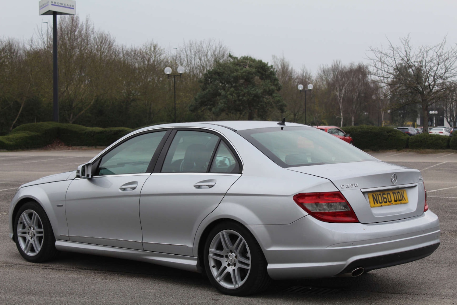 Used Mercedes-Benz C-Class 2010 for sale - 76103858: Photo 5
