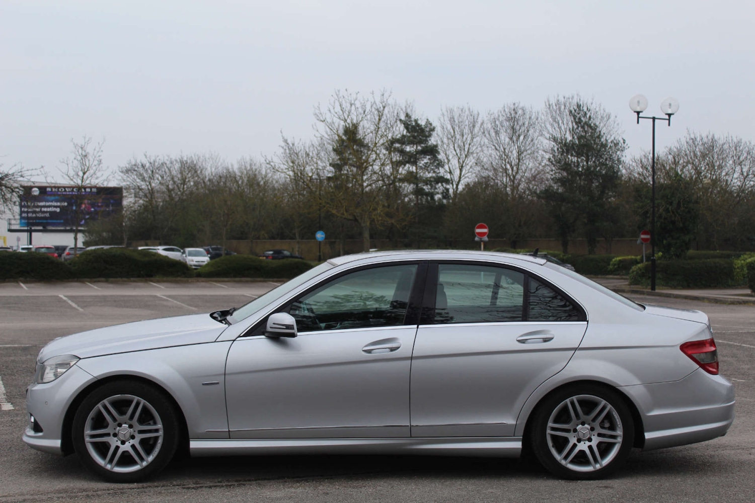 Used Mercedes-Benz C-Class 2010 for sale - 76103858: Photo 6