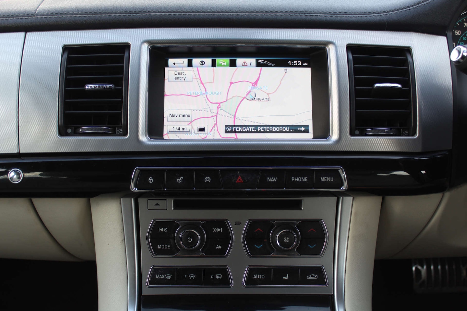 Used Jaguar XF 2013 for sale - 76103901: Photo 18