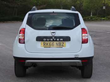 Used Dacia Duster 2016 for sale - 74351356: Photo