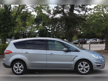 Used Ford S-Max 2010 for sale - 76103759: Photo 2