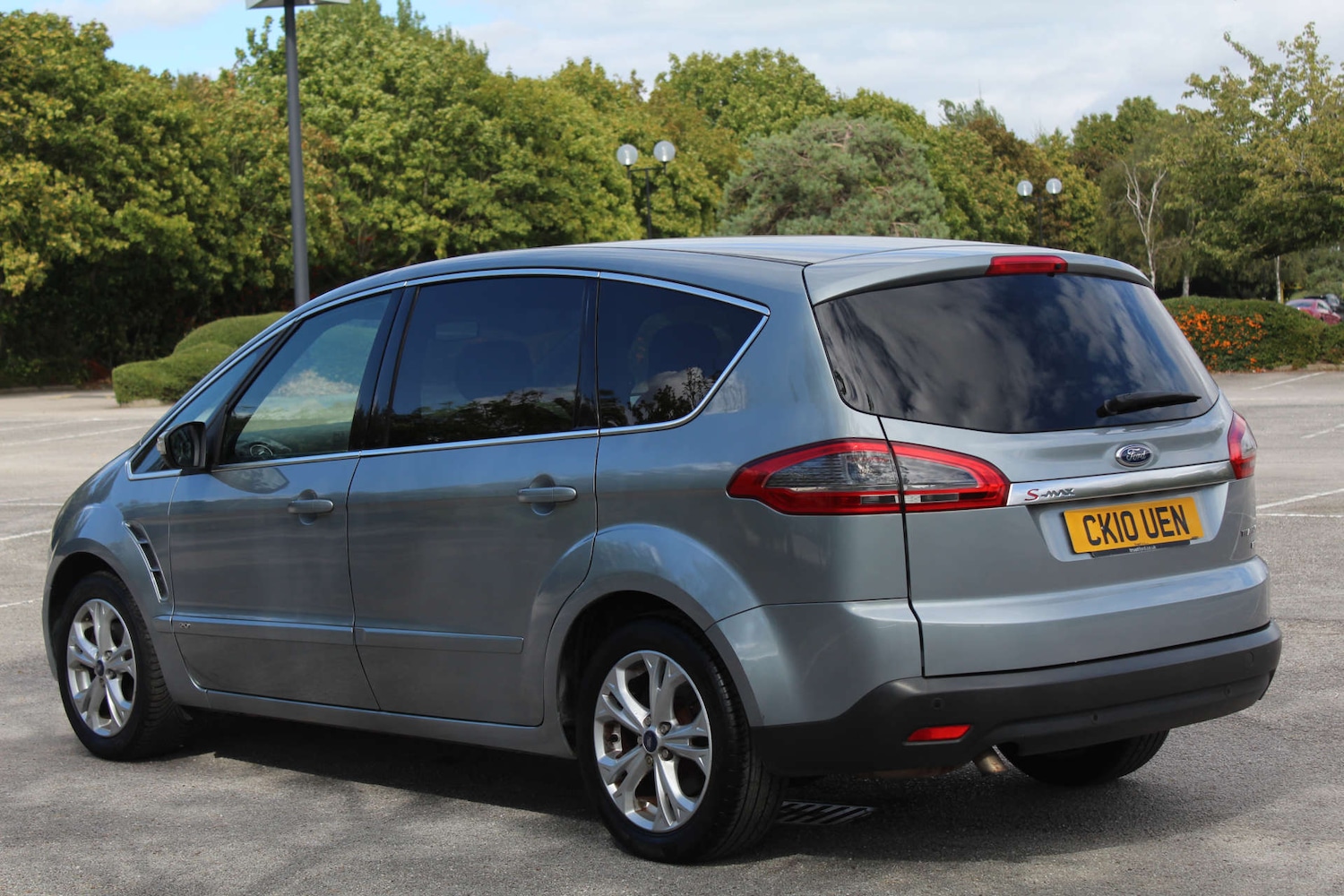 Used Ford S-Max 2010 for sale - 76103759: Photo 5