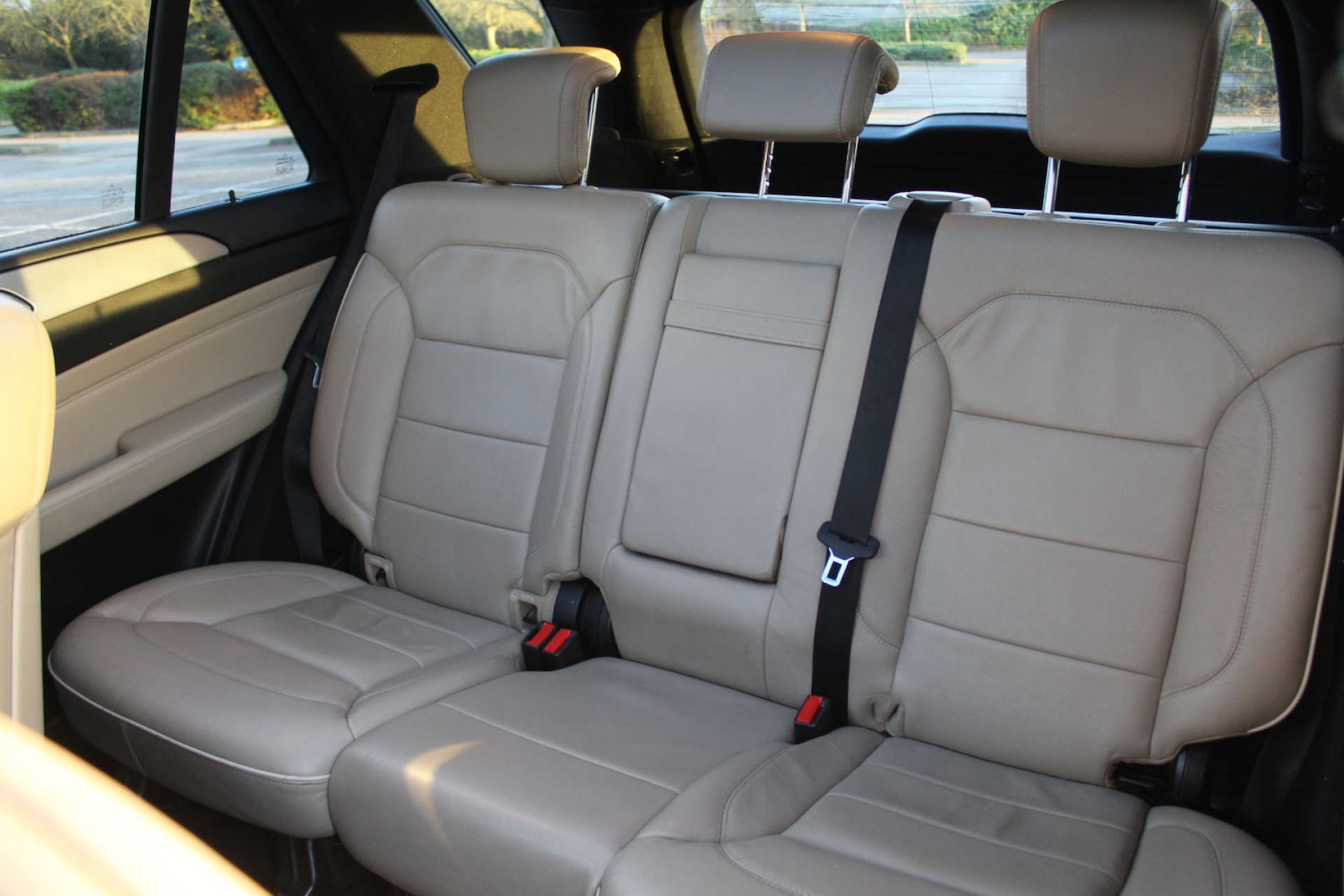 Used Mercedes-Benz M-Class 2012 for sale - 76103899: Photo 10