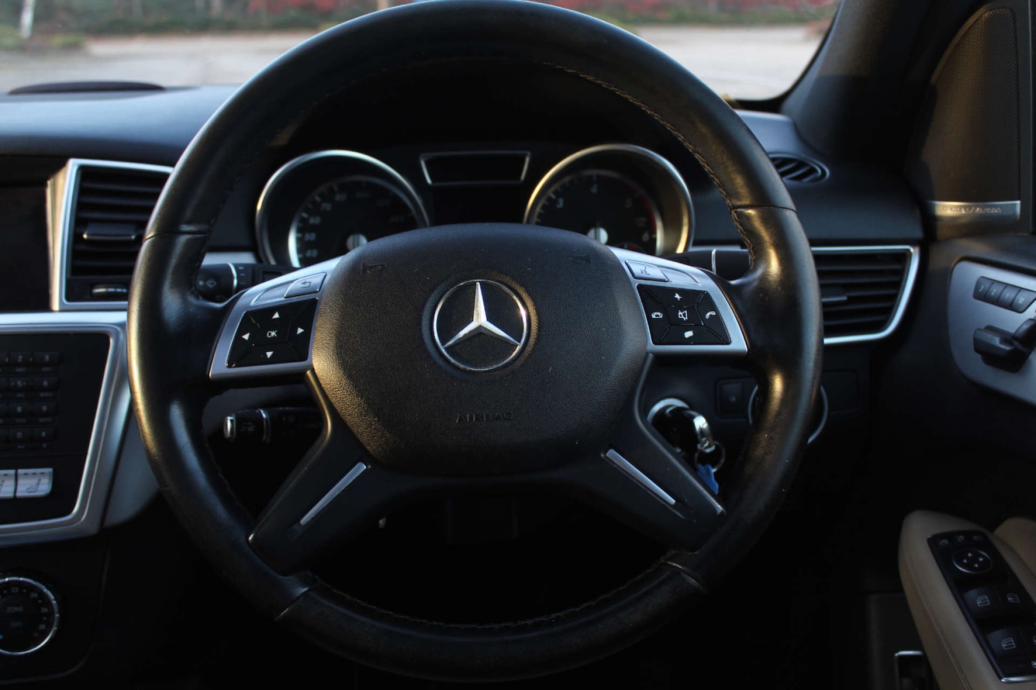 Used Mercedes-Benz M-Class 2012 for sale - 76103899: Photo 13