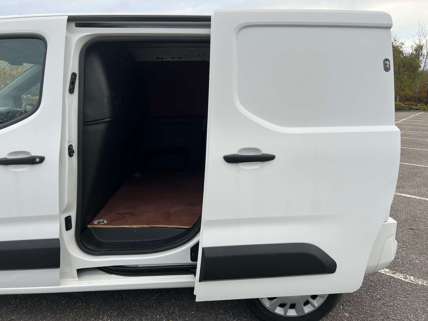 Used Vauxhall Combo 2020 for sale - 76509325: Photo 31