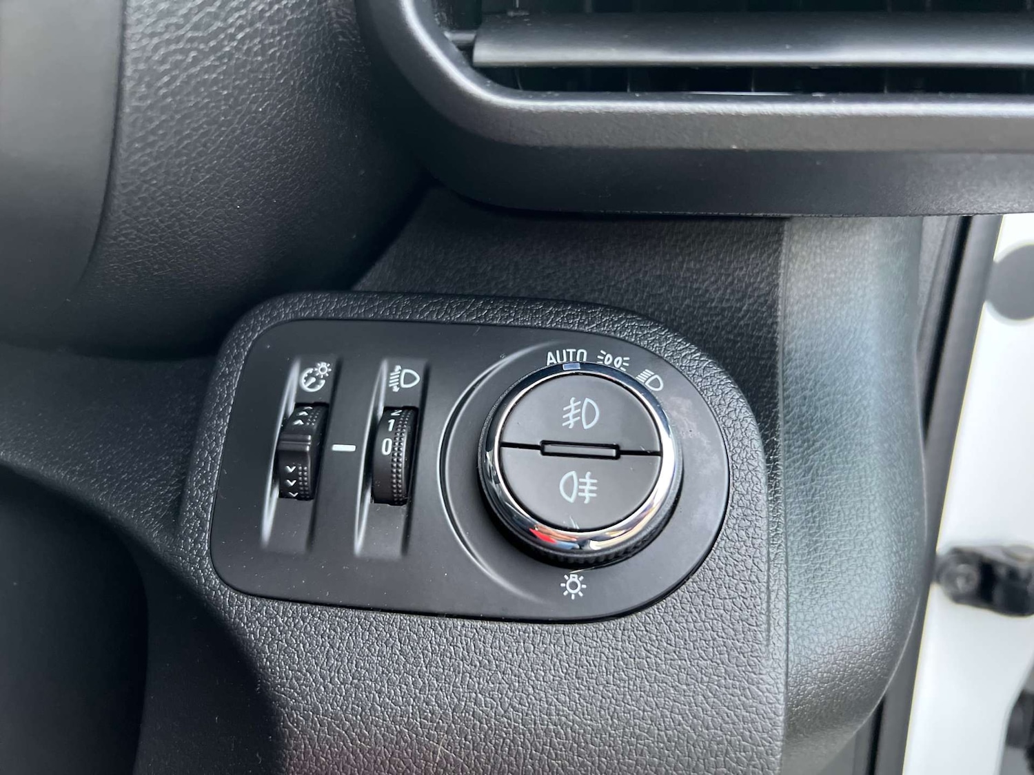 Used Vauxhall Combo 2020 for sale - 76509325: Photo 33