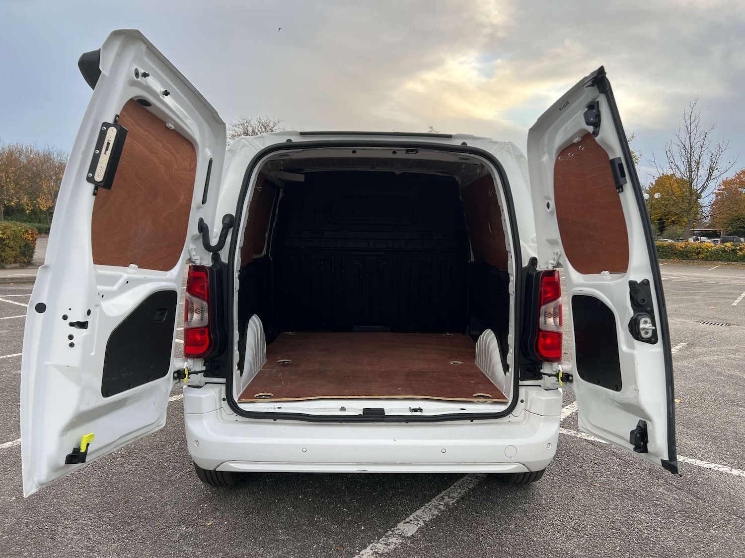 Used Vauxhall Combo 2020 for sale - 76509325: Photo 35