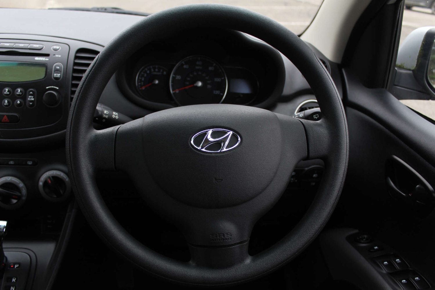 Used Hyundai i10 2012 for sale - 76143234: Photo 13