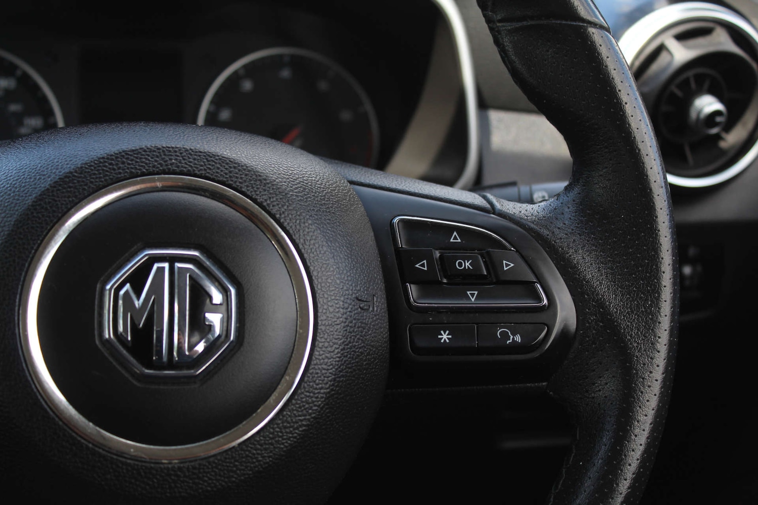 Used MG MG ZS 2018 for sale - 76103758: Photo 16