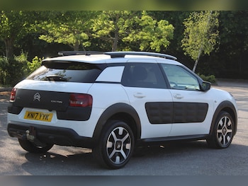Used Citroen C4 Cactus 2017 for sale - 76103779: Photo