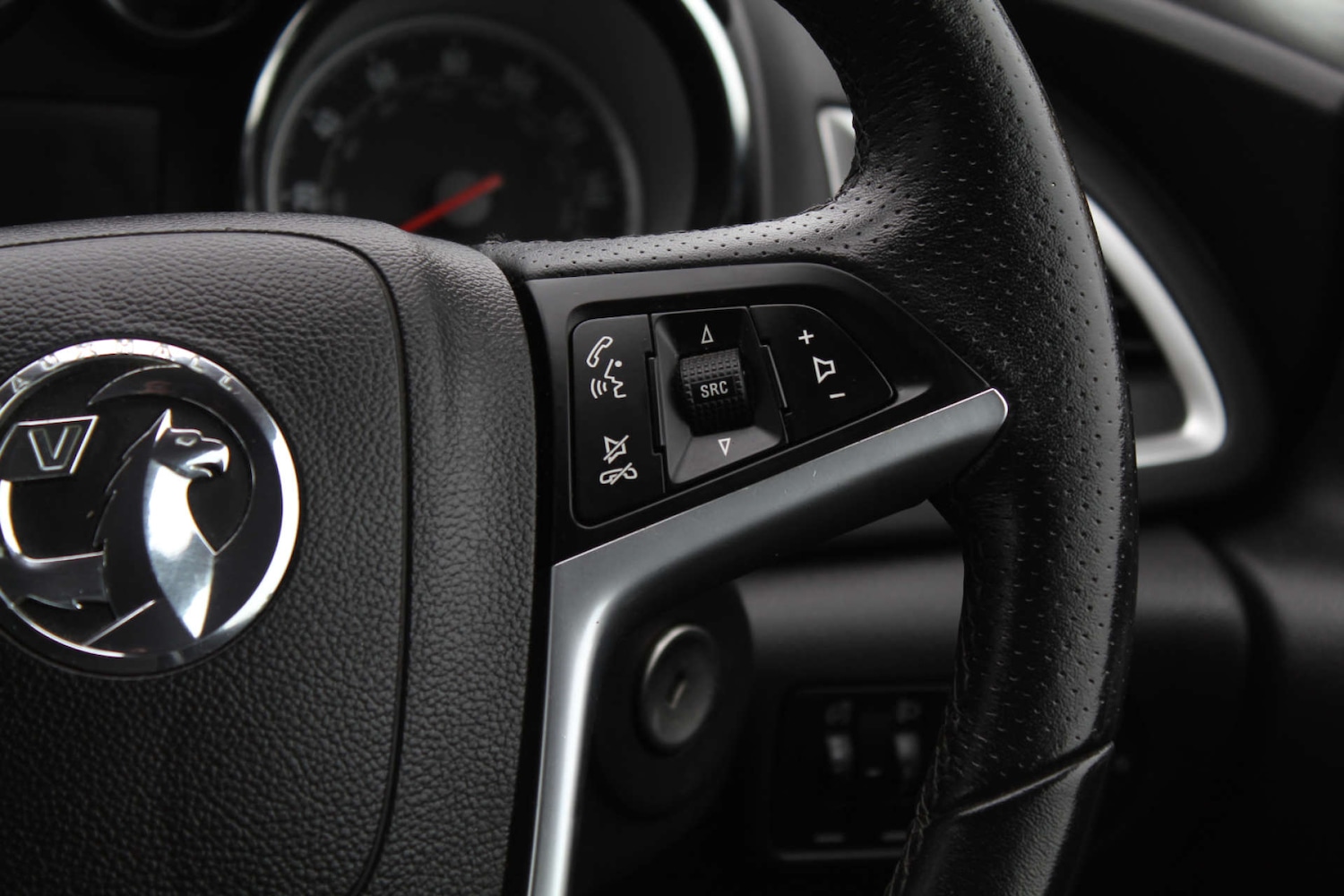 Used Vauxhall Astra 2013 for sale - 76518045: Photo 15