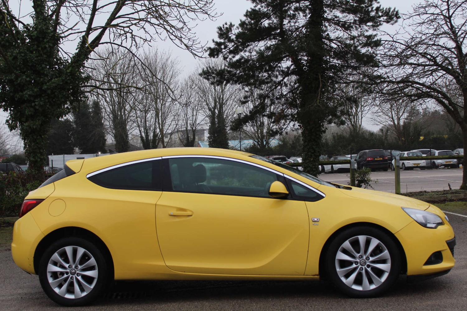 Used Vauxhall Astra 2013 for sale - 76518045: Photo 2