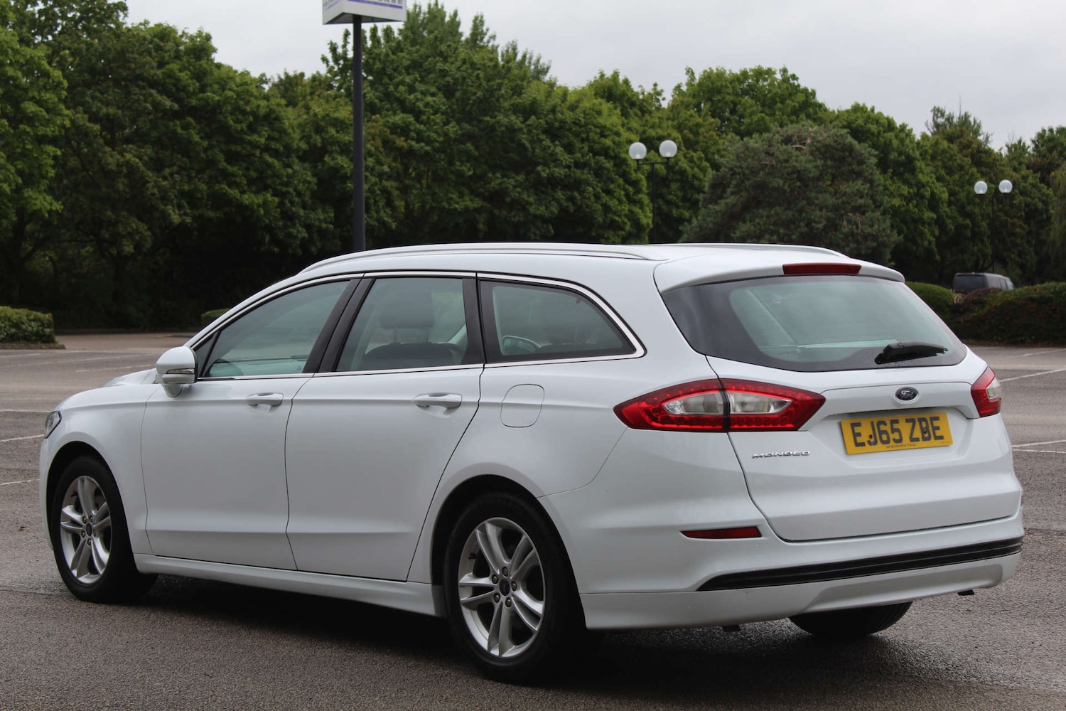 Used Ford Mondeo 2015 for sale - 76103856: Photo 5