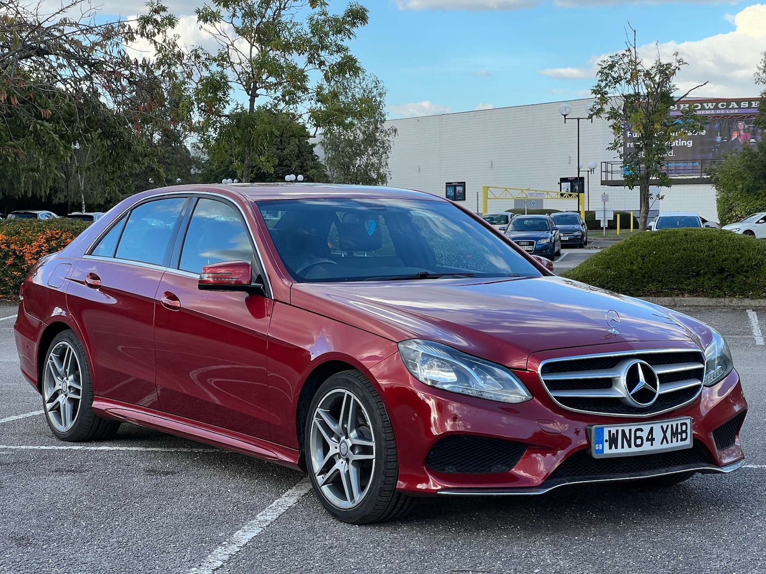 Used Mercedes-Benz E-Class 2014 for sale - 76103834: Photo 1