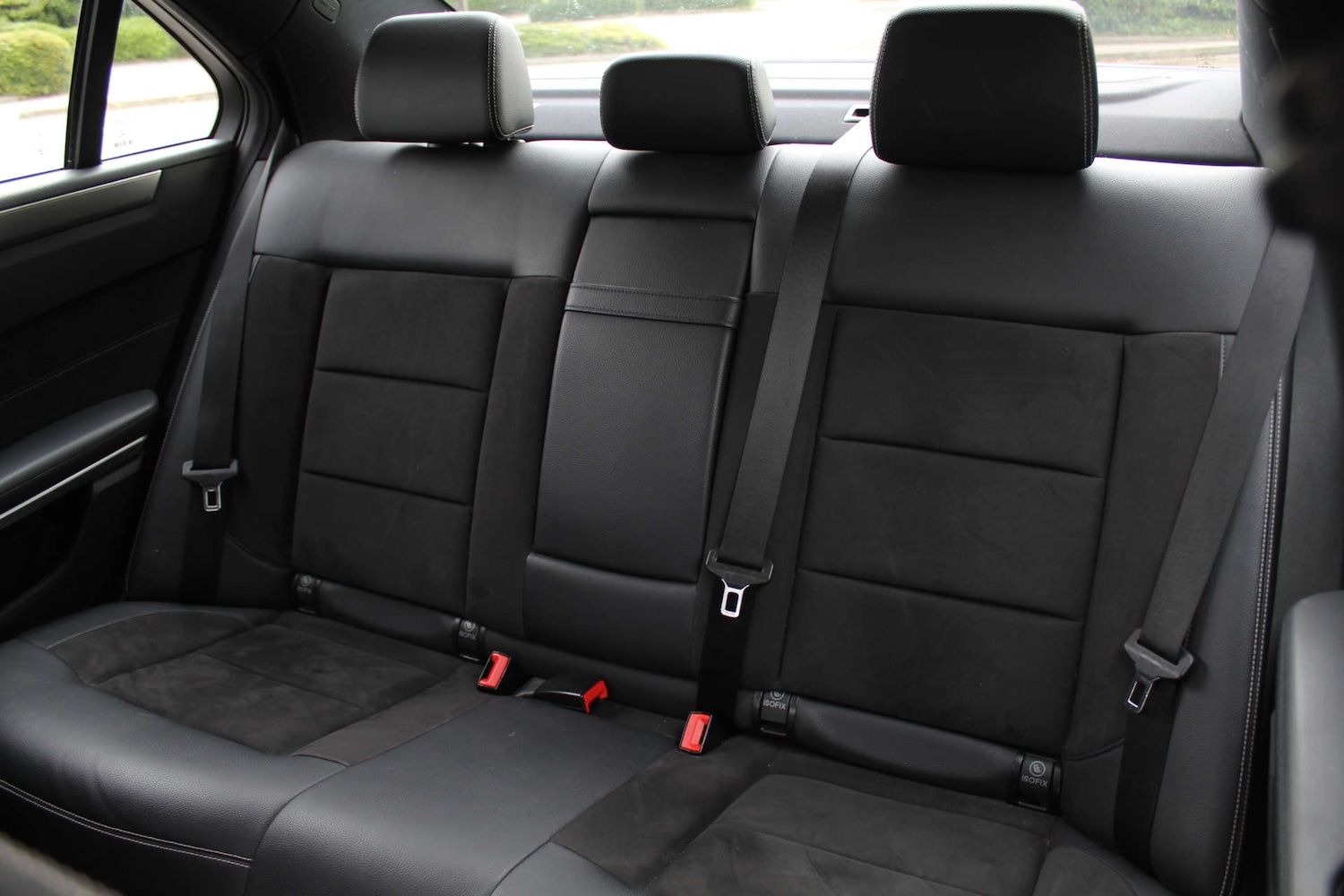 Used Mercedes-Benz E-Class 2014 for sale - 76103834: Photo 5