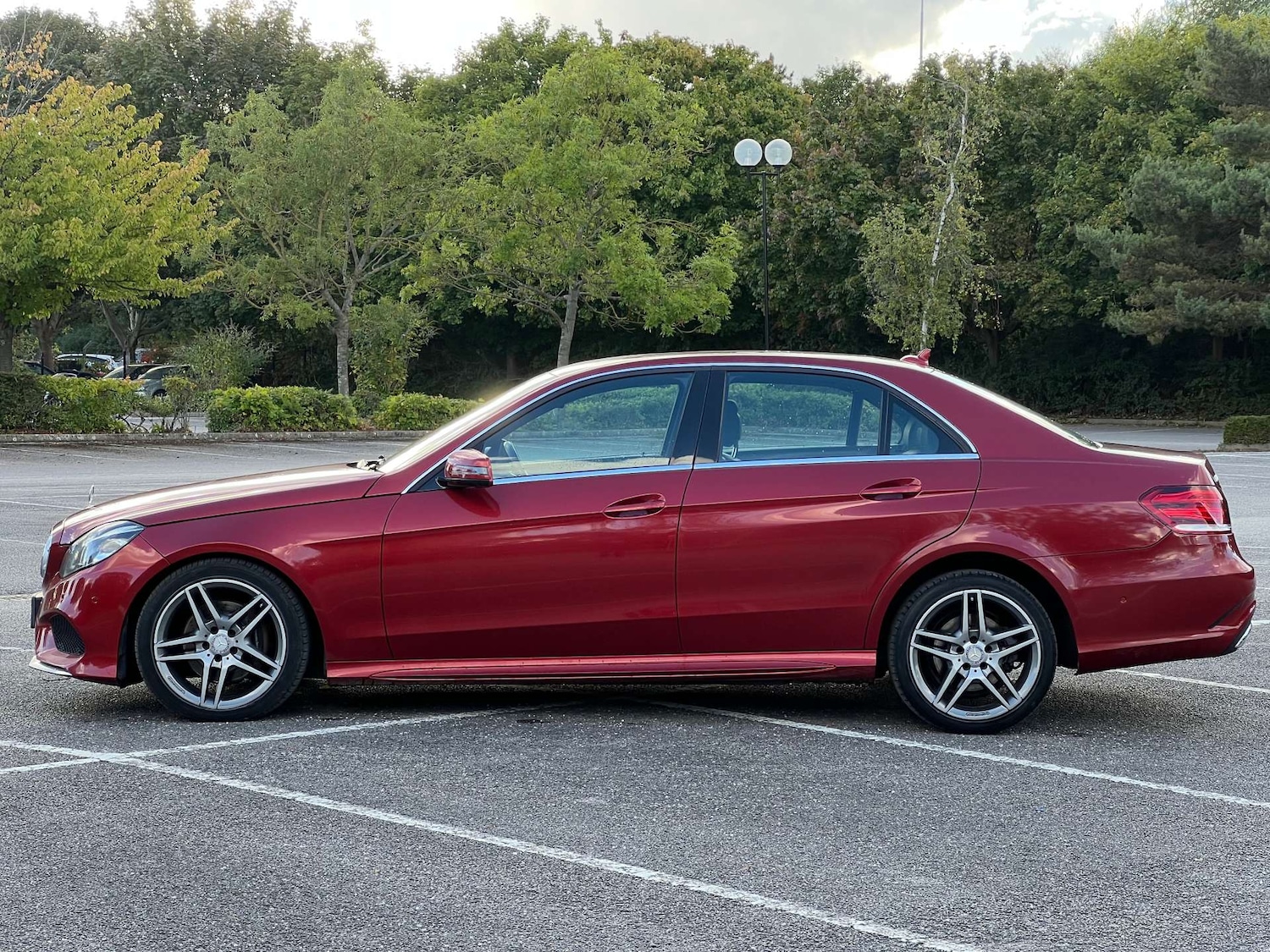 Used Mercedes-Benz E-Class 2014 for sale - 76103834: Photo 7