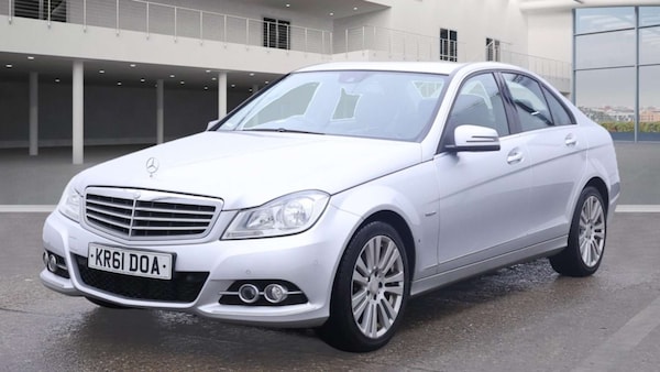 Used Mercedes-Benz C Class 2012 for sale - 76311227: Photo 2