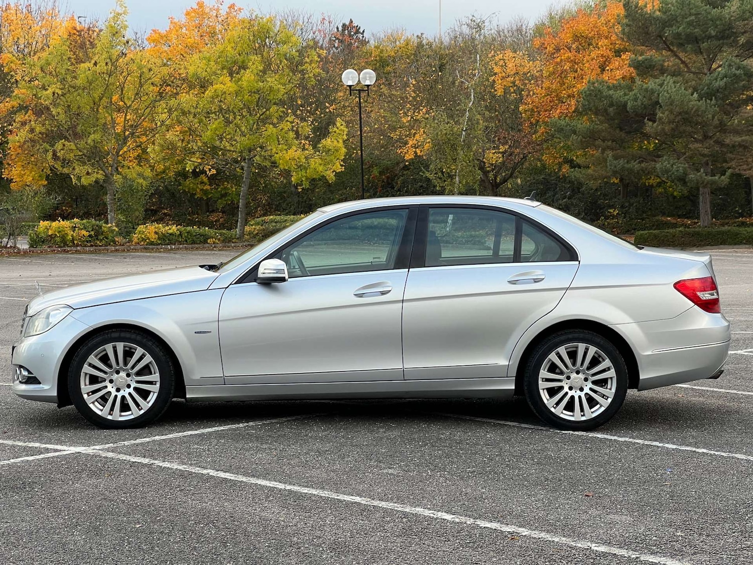 Used Mercedes-Benz C Class 2012 for sale - 76311227: Photo 6