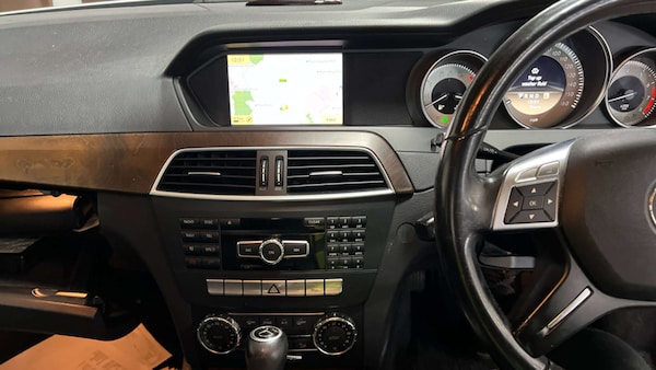 Used Mercedes-Benz C Class 2012 for sale - 76311227: Photo 7