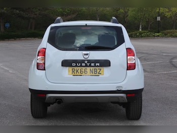 Used Dacia Duster 2016 for sale - 76103872: Photo 4