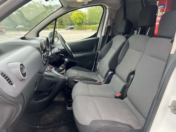 Used Peugeot Partner 2017 for sale - 76103878: Photo 21