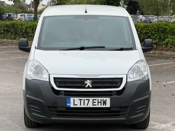 Used Peugeot Partner 2017 for sale - 76103878: Photo 2