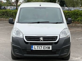 Used Peugeot Partner 2017 for sale - 76103878: Photo 2
