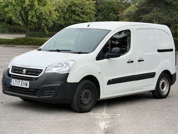 Used Peugeot Partner 2017 for sale - 76103878: Photo 3