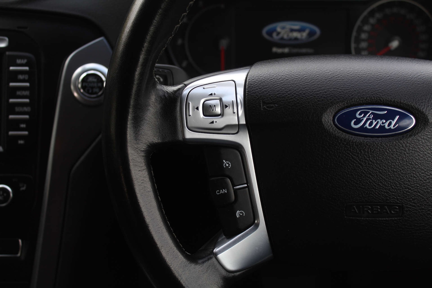 Used Ford Mondeo 2014 for sale - 76103793: Photo 14