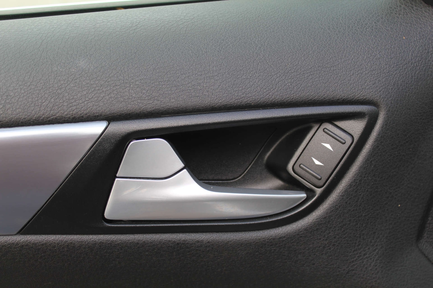 Used Ford Mondeo 2014 for sale - 76103793: Photo 28