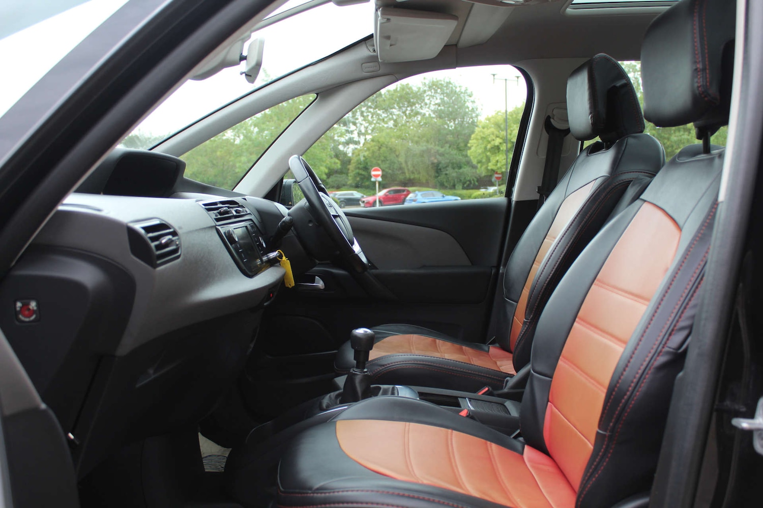 Used Citroen C4 Grand Picasso 2015 for sale - 76103929: Photo 8