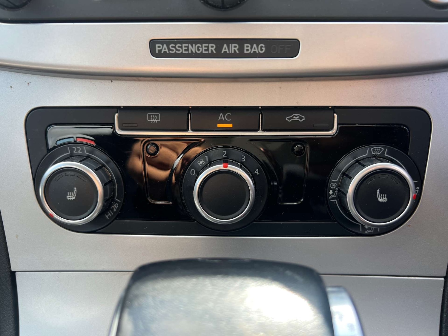 Used Volkswagen Passat 2010 for sale - 76103798: Photo 11