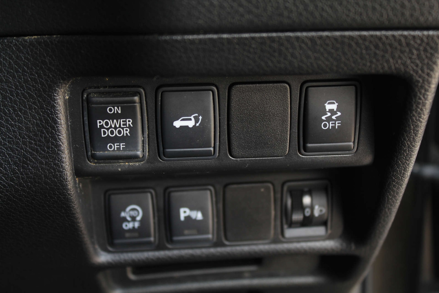Used Nissan X-Trail 2014 for sale - 76103749: Photo 30