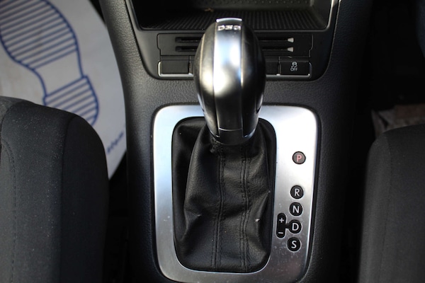 Used Volkswagen Golf Plus 2011 for sale - 76103810: Photo 21