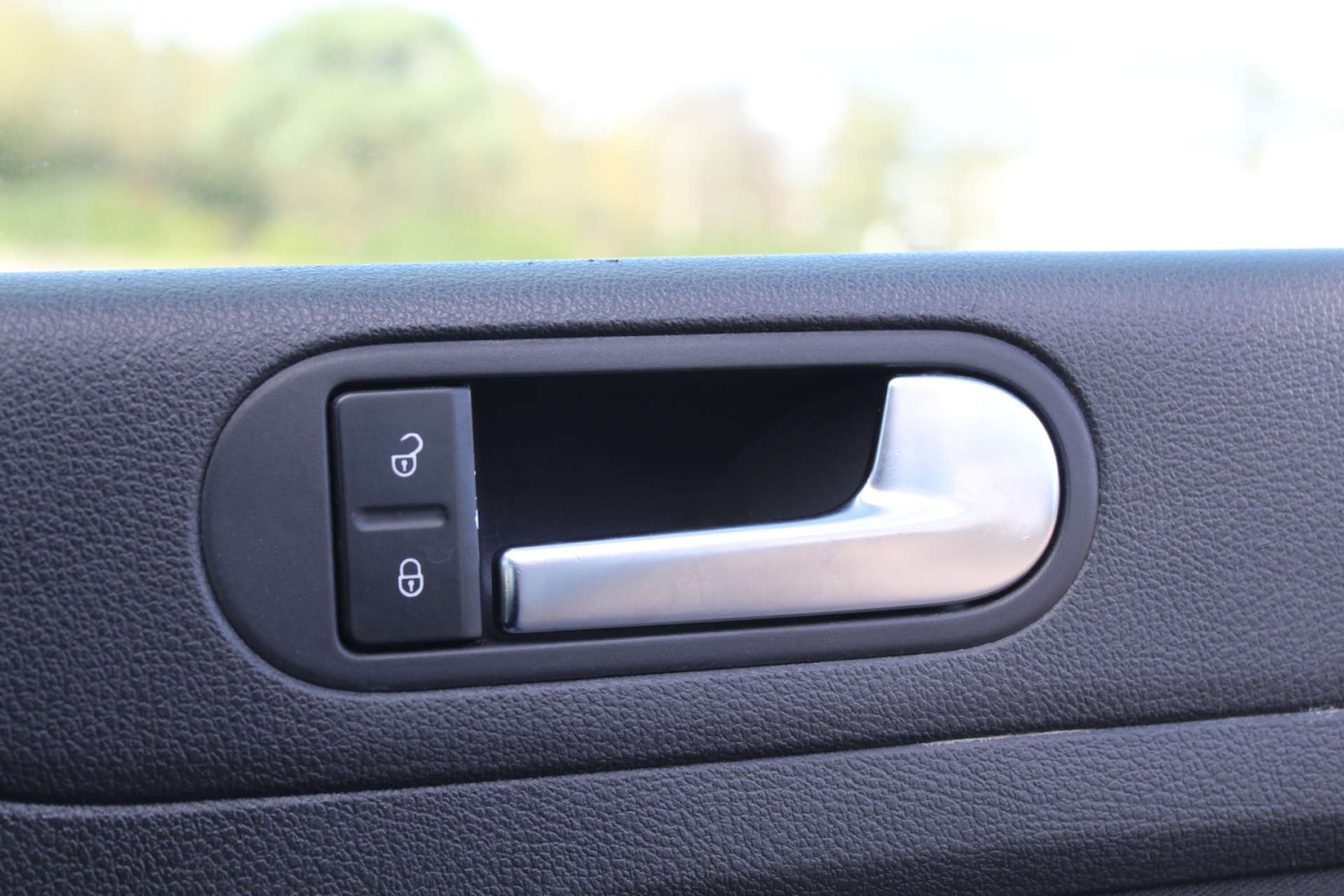 Used Volkswagen Golf Plus 2011 for sale - 76103810: Photo 25