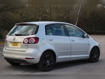 Used Volkswagen Golf Plus 2011 for sale - 76103810: Photo