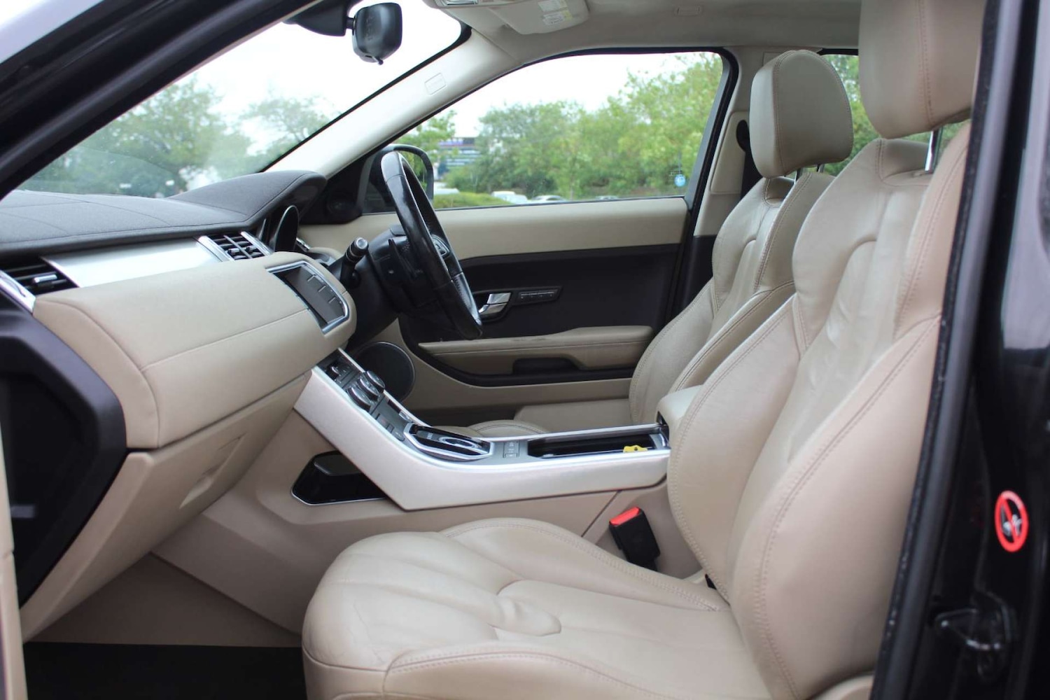 Used Land Rover Range Rover Evoque 2012 for sale - 76103903: Photo 11