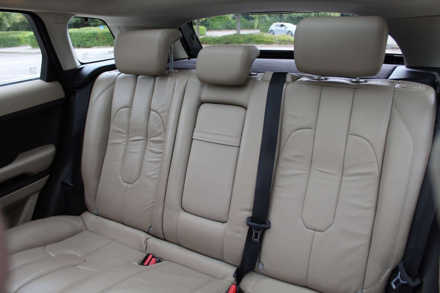 Used Land Rover Range Rover Evoque 2012 for sale - 76103903: Photo 12