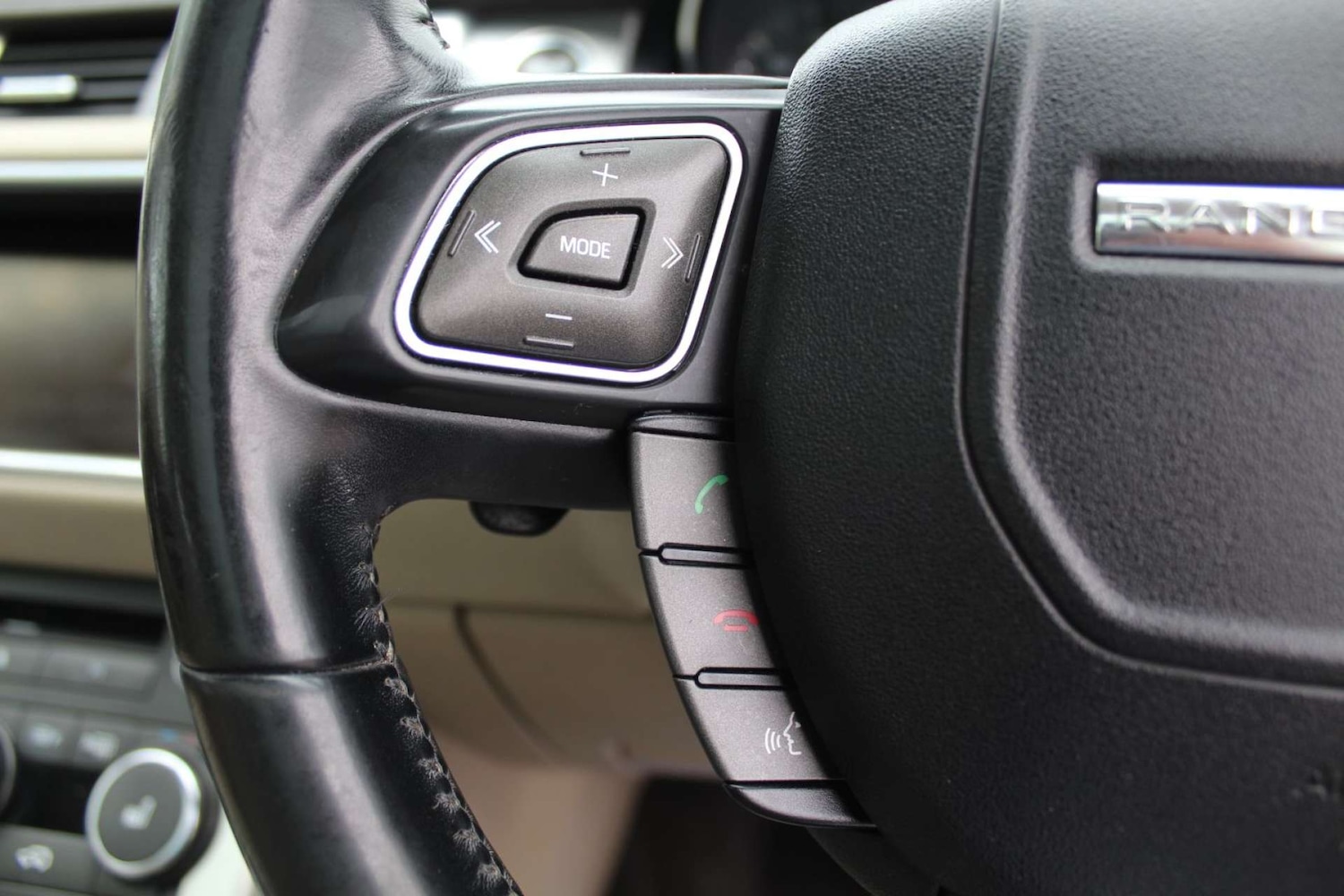 Used Land Rover Range Rover Evoque 2012 for sale - 76103903: Photo 16