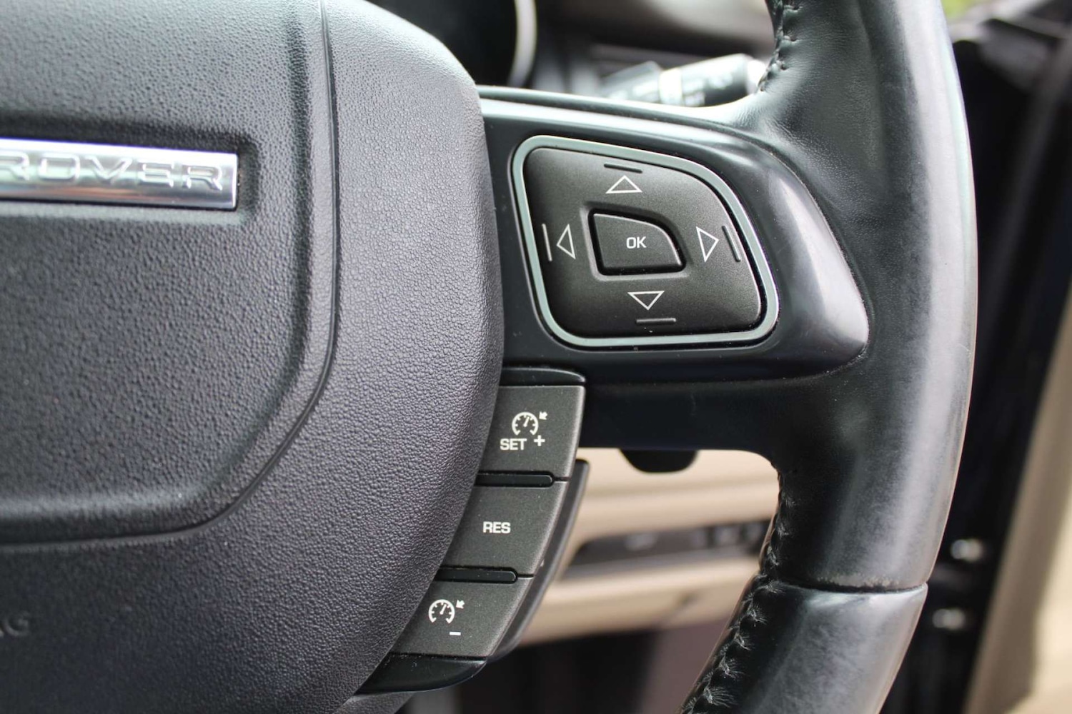 Used Land Rover Range Rover Evoque 2012 for sale - 76103903: Photo 17