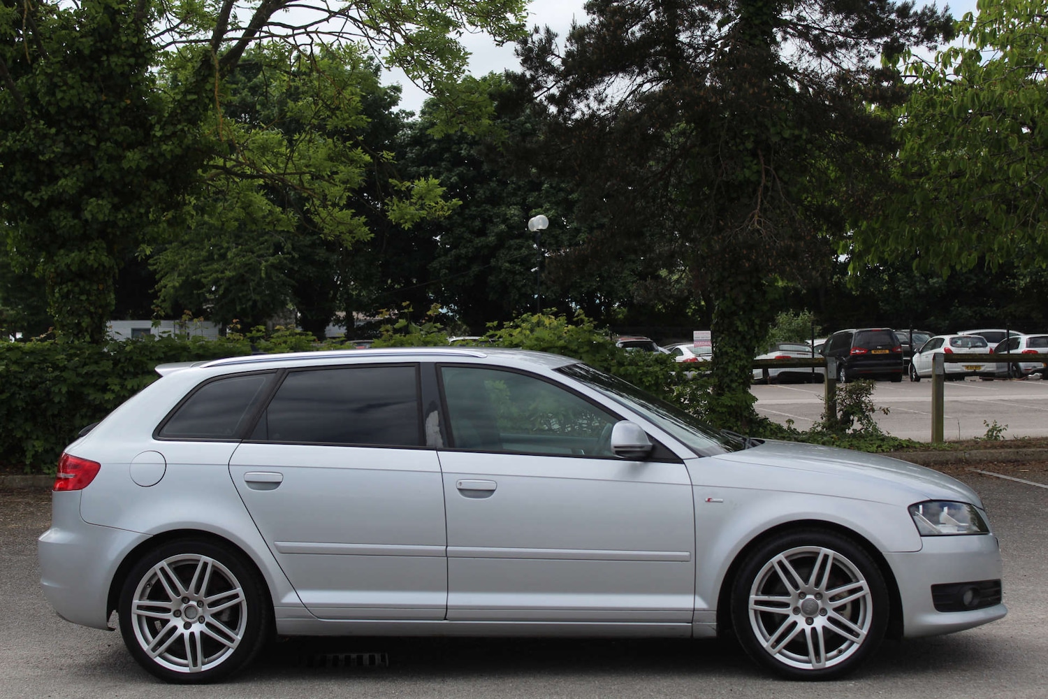 Used Audi A3 2009 for sale - 76103766: Photo 2