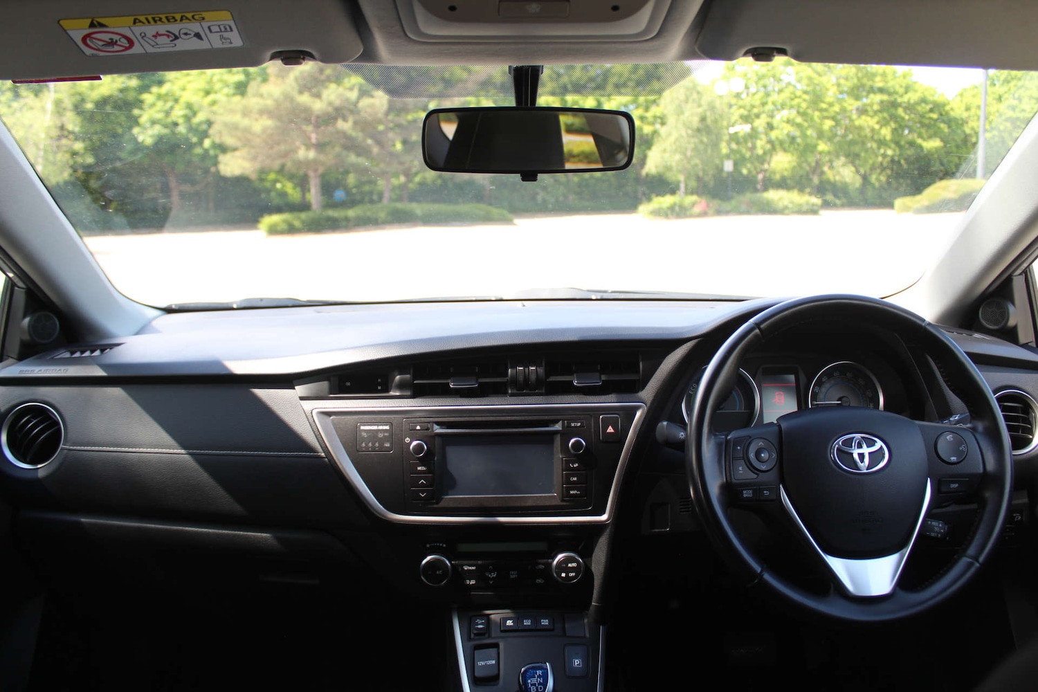 Used Toyota Auris 2015 for sale - 76103799: Photo 12