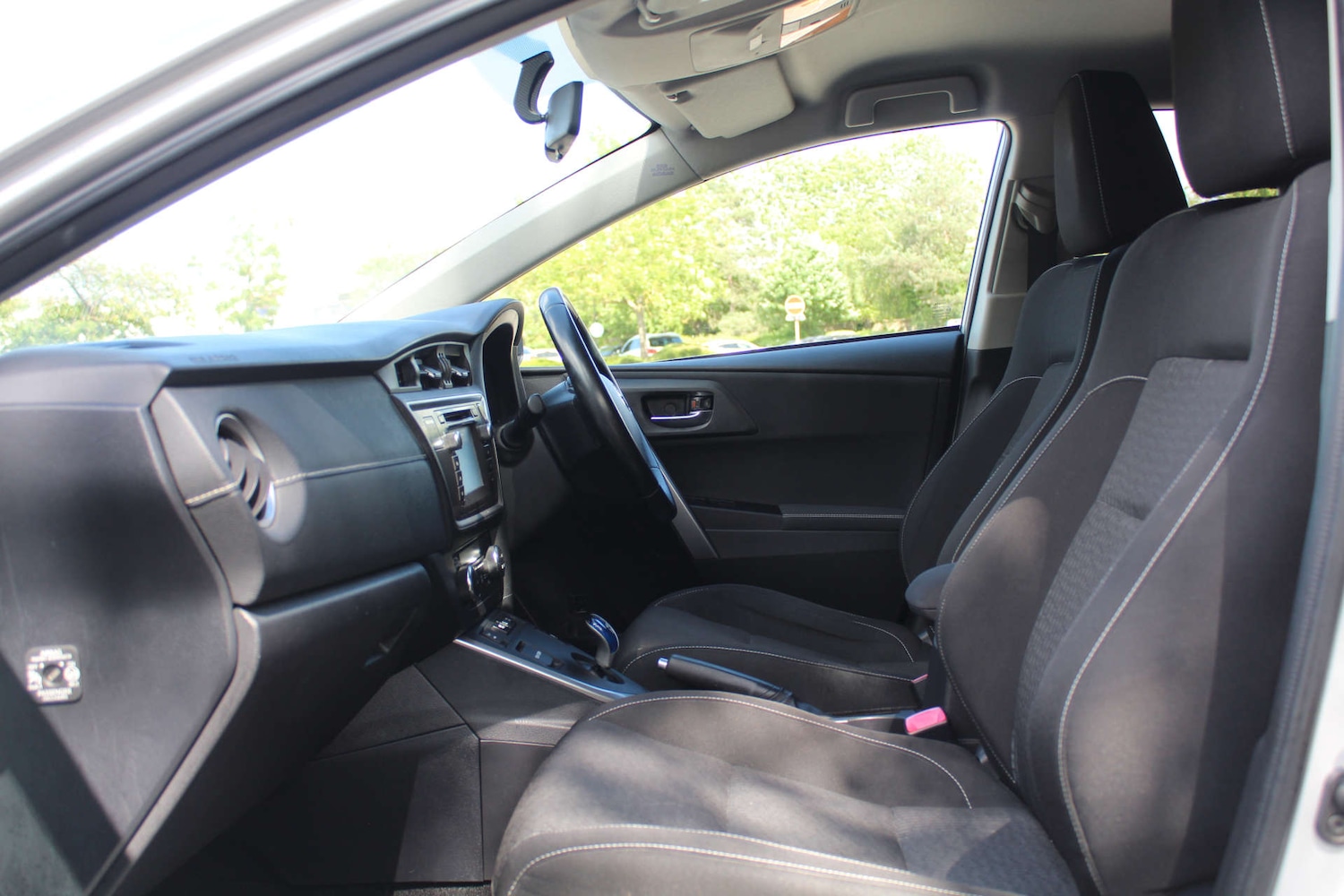 Used Toyota Auris 2015 for sale - 76103799: Photo 9