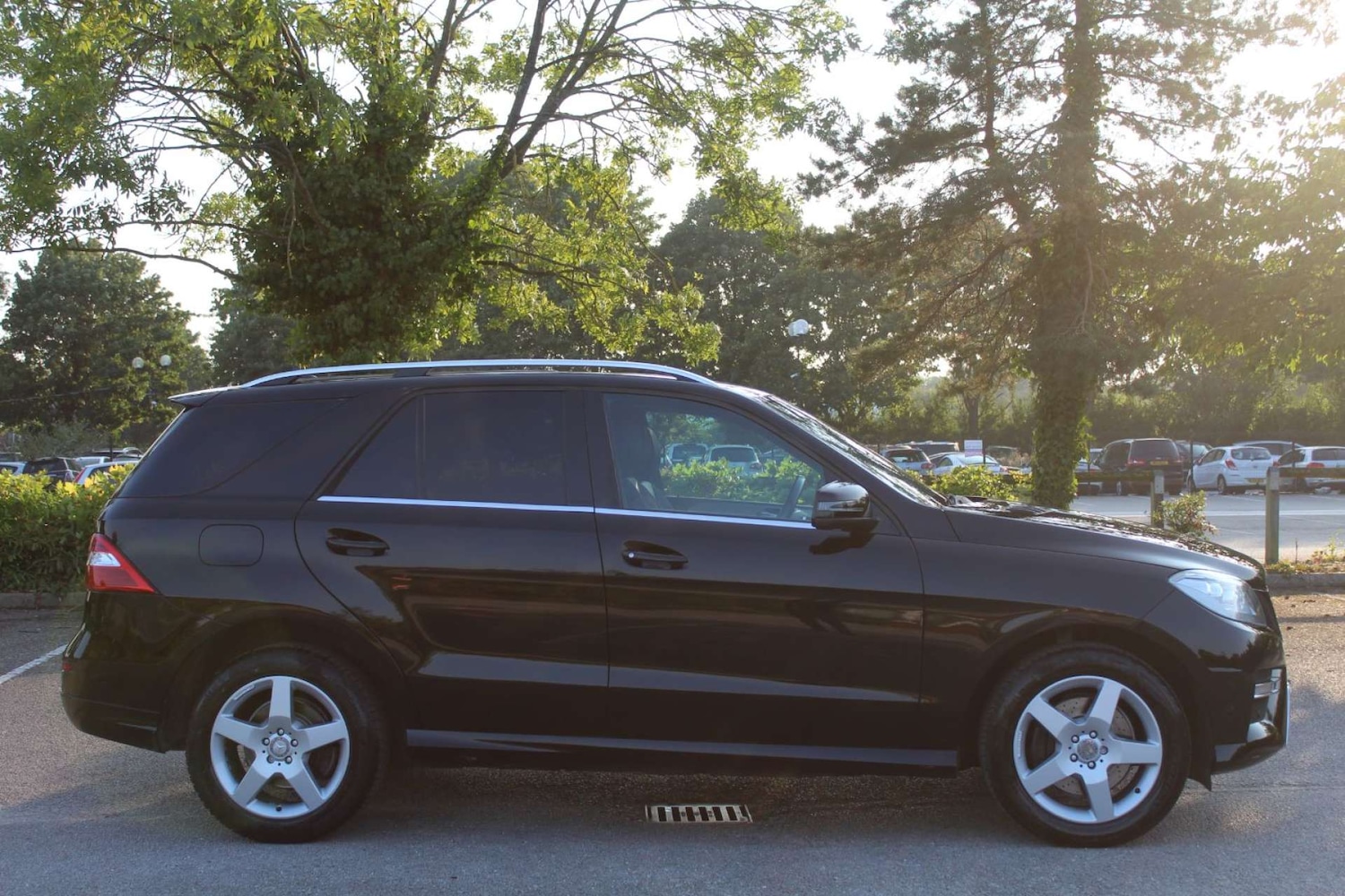 Used Mercedes-Benz M-Class 2013 for sale - 76103764: Photo 2